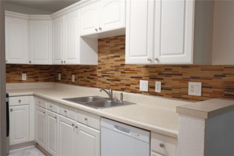 Condominio en venta en Kissimmee, Florida, 4 dormitorios, 113.34 m2 № 1554558 - foto 10