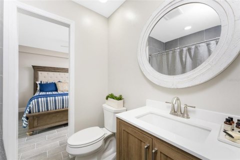 Condo in Englewood, Florida, 4 bedrooms  № 1560297 - photo 16