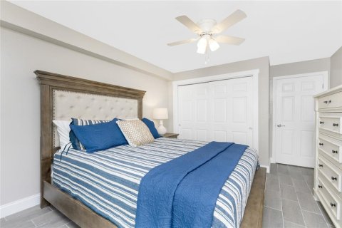 Condo in Englewood, Florida, 4 bedrooms  № 1560297 - photo 15