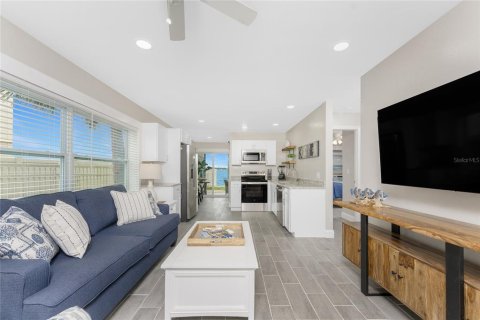 Condo in Englewood, Florida, 4 bedrooms  № 1560297 - photo 4