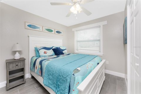 Condo in Englewood, Florida, 4 bedrooms  № 1560297 - photo 19