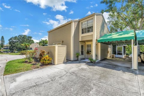 Copropriété à vendre à Tampa, Floride: 2 chambres, 114.64 m2 № 1898813 - photo 1