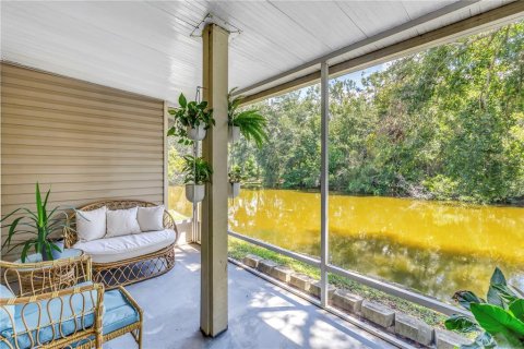 Copropriété à vendre à Tampa, Floride: 2 chambres, 114.64 m2 № 1898813 - photo 6