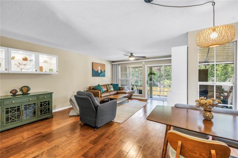 Copropriété à vendre à Tampa, Floride: 2 chambres, 114.64 m2 № 1898813 - photo 16