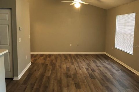 Condo in Gainesville, Florida, 3 bedrooms  № 1833430 - photo 10