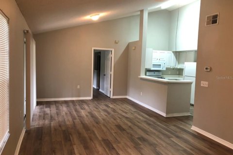 Condo in Gainesville, Florida, 3 bedrooms  № 1833430 - photo 7