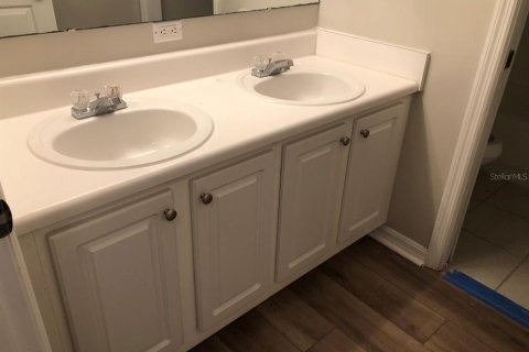 Condo in Gainesville, Florida, 3 bedrooms  № 1833430 - photo 17