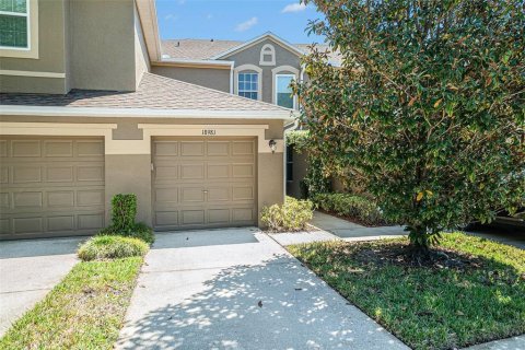 Townhouse in Tampa, Florida 2 bedrooms, 118.17 sq.m. № 1648073 - photo 4