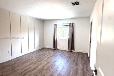 Adosado en alquiler en Miami Gardens, Florida, 3 dormitorios, 159.05 m2 № 2010463 - foto 14