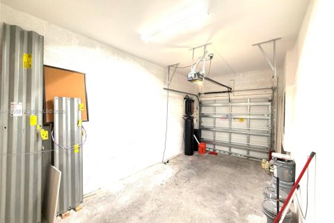 Adosado en alquiler en Miami Gardens, Florida, 3 dormitorios, 159.05 m2 № 2010463 - foto 19