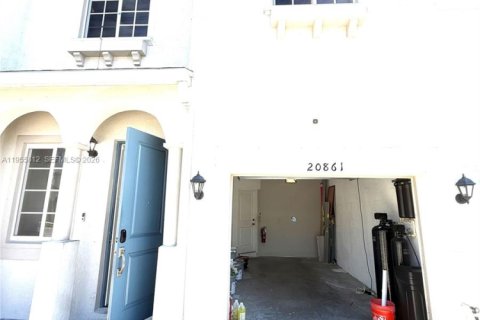 Adosado en alquiler en Miami Gardens, Florida, 3 dormitorios, 159.05 m2 № 2010463 - foto 18