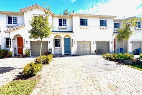 Adosado en Miami Gardens, Florida 3 dormitorios, 159.05 m2 № 2010463