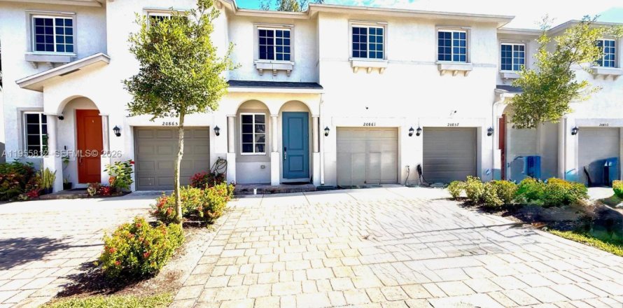 Adosado en Miami Gardens, Florida 3 dormitorios, 159.05 m2 № 2010463