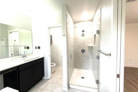 Adosado en alquiler en Miami Gardens, Florida, 3 dormitorios, 159.05 m2 № 2010463 - foto 17