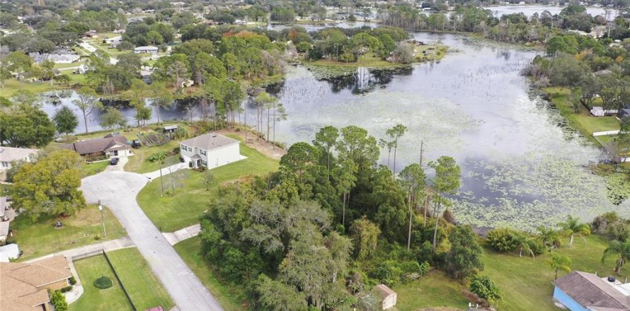 Terreno en Deltona, Florida № 2234877