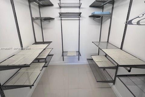 Condo in North Miami Beach, Florida, 2 bedrooms  № 2030690 - photo 6