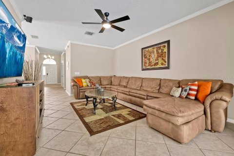 Villa ou maison à louer à Orlando, Floride: 3 chambres, 181.72 m2 № 2430952 - photo 6