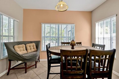 Villa ou maison à louer à Orlando, Floride: 3 chambres, 181.72 m2 № 2430952 - photo 7