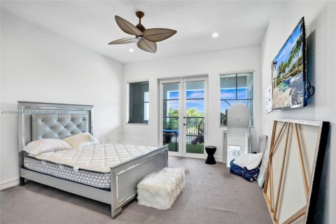 House in Parkland, Florida 7 bedrooms, 518.86 sq.m. № 1973216 - photo 28