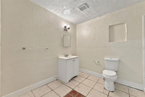 Villa ou maison à louer à Saint Petersburg, Floride: 4 chambres, 130.34 m2 № 2388740 - photo 20