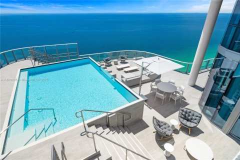 Condo in Sunny Isles Beach, Florida, 4 bedrooms  № 1833973 - photo 25
