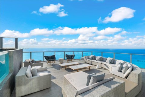 Condo in Sunny Isles Beach, Florida, 4 bedrooms  № 1833973 - photo 26
