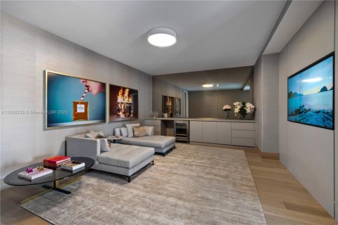 Condo in Sunny Isles Beach, Florida, 4 bedrooms  № 1833973 - photo 19