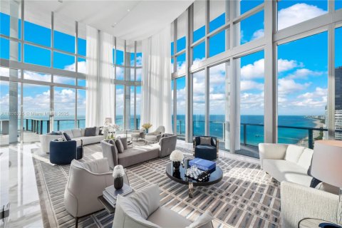 Condo in Sunny Isles Beach, Florida, 4 bedrooms  № 1833973 - photo 5