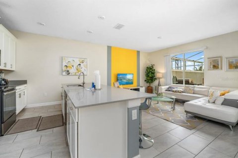 Adosado en venta en Davenport, Florida, 4 dormitorios, 177.81 m2 № 1846526 - foto 8