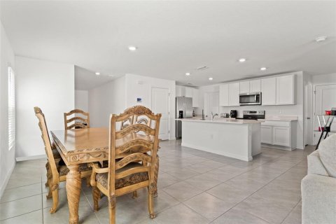 Villa ou maison à vendre à Zephyrhills, Floride: 5 chambres, 227.89 m2 № 2100932 - photo 16