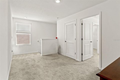 Villa ou maison à vendre à Zephyrhills, Floride: 5 chambres, 227.89 m2 № 2100932 - photo 28
