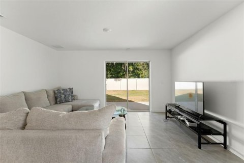 Villa ou maison à vendre à Zephyrhills, Floride: 5 chambres, 227.89 m2 № 2100932 - photo 20