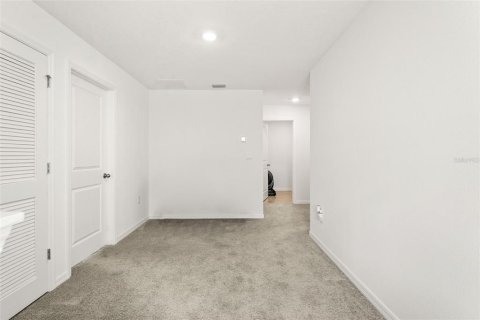 Villa ou maison à vendre à Zephyrhills, Floride: 5 chambres, 227.89 m2 № 2100932 - photo 25