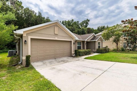 Casa en venta en Leesburg, Florida, 4 dormitorios, 180.32 m2 № 2236039 - foto 2