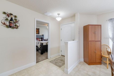 Casa en venta en Leesburg, Florida, 4 dormitorios, 180.32 m2 № 2236039 - foto 8