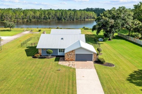 Casa en venta en Bunnell, Florida, 3 dormitorios, 267.09 m2 № 1856145 - foto 3