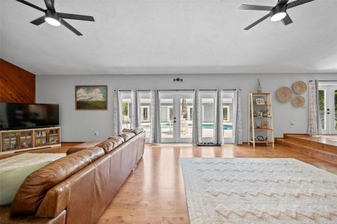 Casa en venta en Bunnell, Florida, 3 dormitorios, 267.09 m2 № 1856145 - foto 27