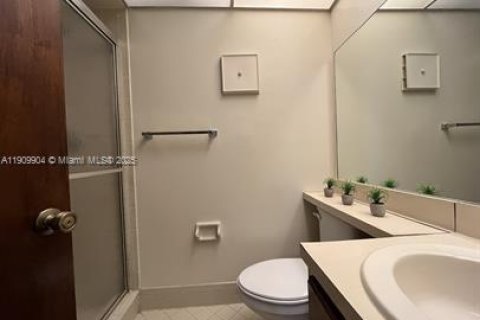 Copropriété à louer à Coral Springs, Floride: 2 chambres, 78.04 m2 № 1965235 - photo 6