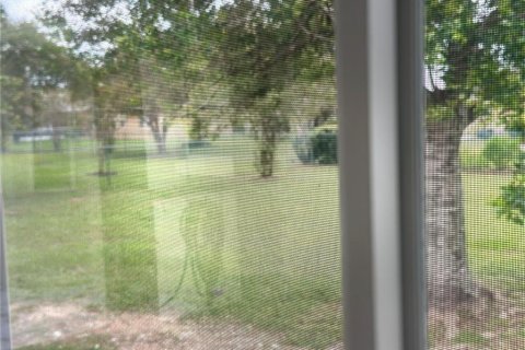 House in Ocala, Florida 3 bedrooms, 135.64 sq.m. № 1911042 - photo 15