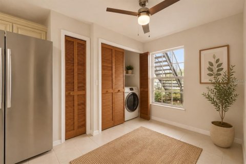 Condo in Winter Springs, Florida, 3 bedrooms № 2105119 - photo 15