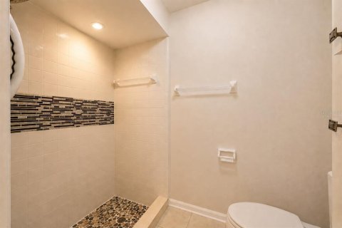Condo in Winter Springs, Florida, 3 bedrooms № 2105119 - photo 22