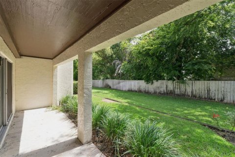 Condo in Winter Springs, Florida, 3 bedrooms № 2105119 - photo 28