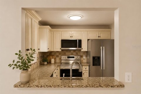 Condo in Winter Springs, Florida, 3 bedrooms № 2105119 - photo 14