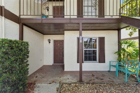 Condo in Winter Springs, Florida, 3 bedrooms № 2105119 - photo 2