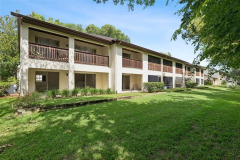 Condo in Winter Springs, Florida, 3 bedrooms № 2105119 - photo 29