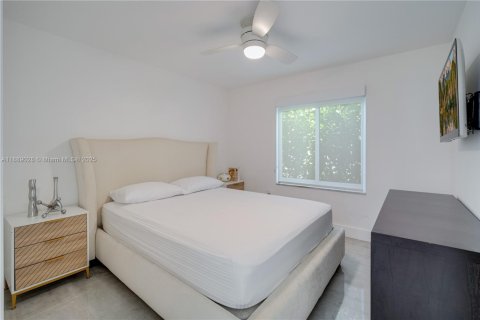 Casa en venta en Coral Gables, Florida, 4 dormitorios, 128.76 m2 № 1941234 - foto 15