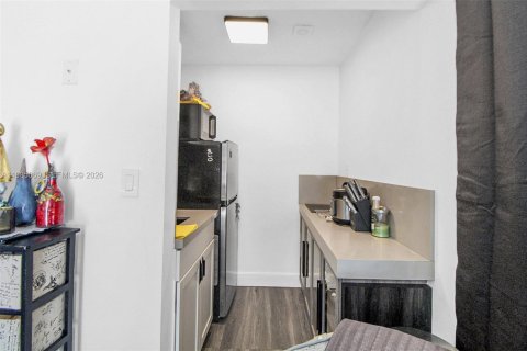 House in Hialeah, Florida 4 bedrooms, 121.42 sq.m. № 2062592 - photo 21