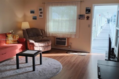 Condominio en venta en Miami, Florida, 1 dormitorio, 57.6 m2 № 1811500 - foto 6