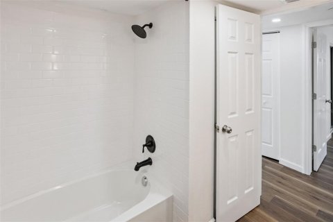 Casa en venta en Saint Petersburg, Florida, 3 dormitorios, 149.57 m2 № 2389327 - foto 21