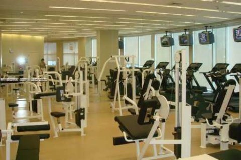 Condo in Sunny Isles Beach, Florida  № 1999379 - photo 14